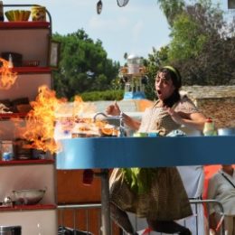 Spectacle la Cuisinière Cie Tout en Vrac Jardins de Brocéliande 15 juillet 2018