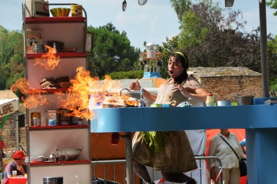 Spectacle la Cuisinière Cie Tout en Vrac Jardins de Brocéliande 15 juillet 2018