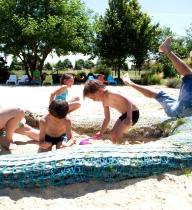 plage famille sable