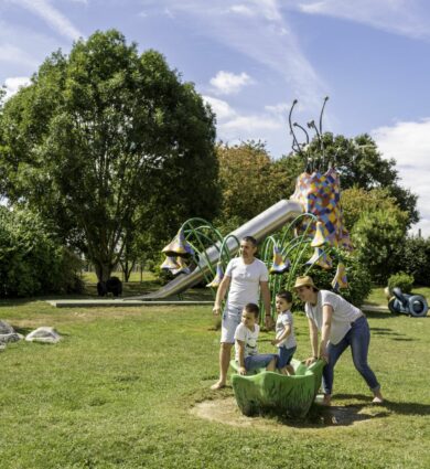 Les Jardins de Brocéliande, aire de jeux