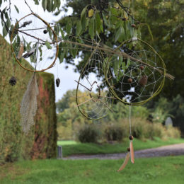 capteur de rêve atelier land art