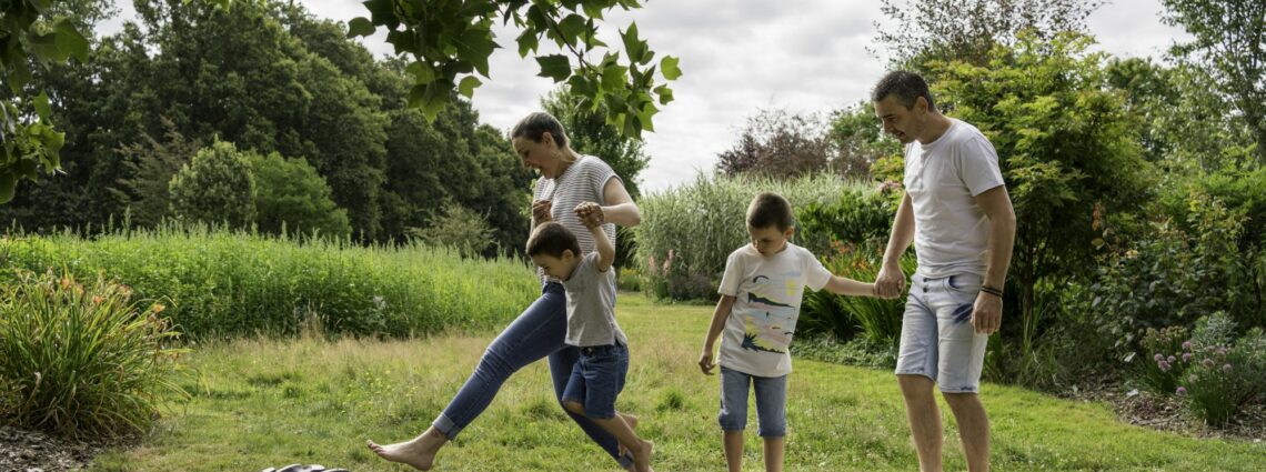 Les Jardins de Brocéliande, Réveille tes pieds